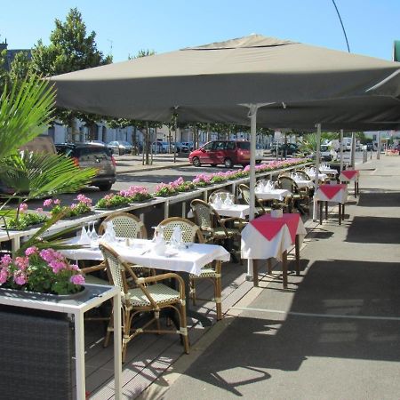 Le Relais De La Poste Hotel Pithiviers Eksteriør billede