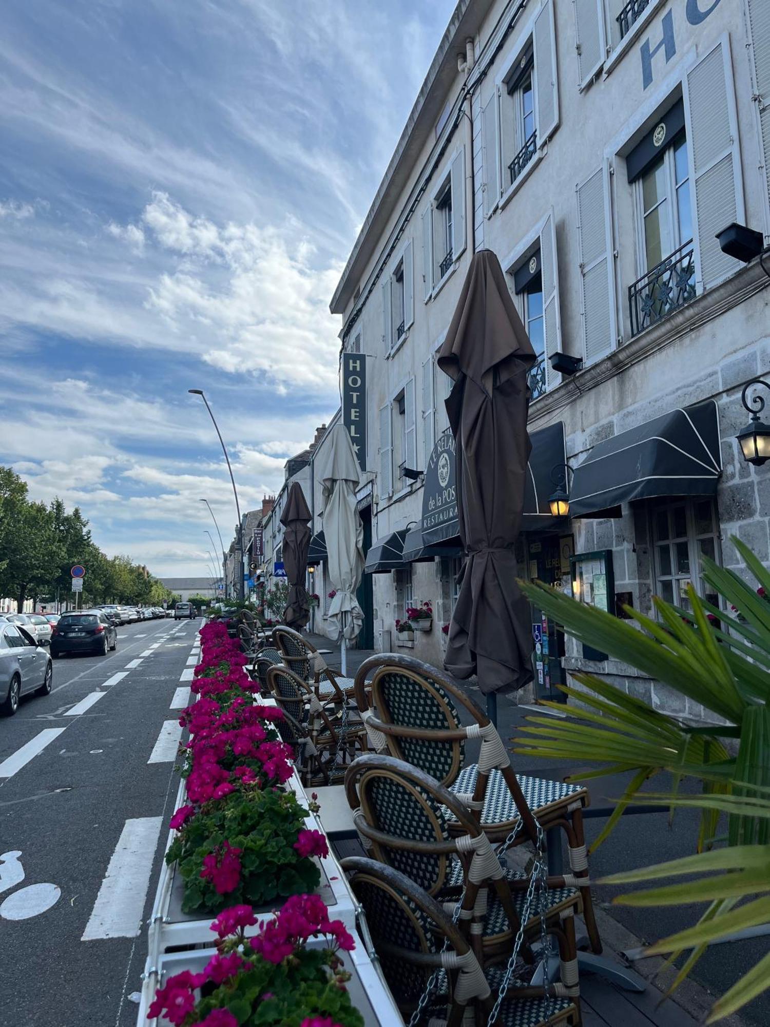 Le Relais De La Poste Hotel Pithiviers Eksteriør billede